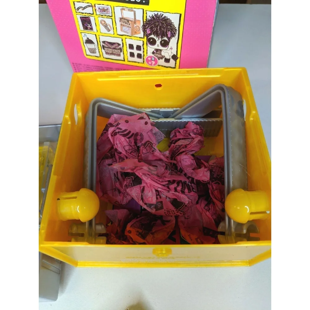 Disco Doggie NEW in box LOL surprise remix pet purple blue curly hair